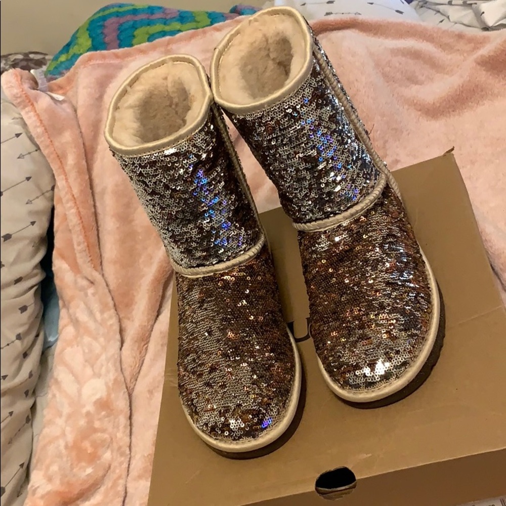 Sequence UGGs